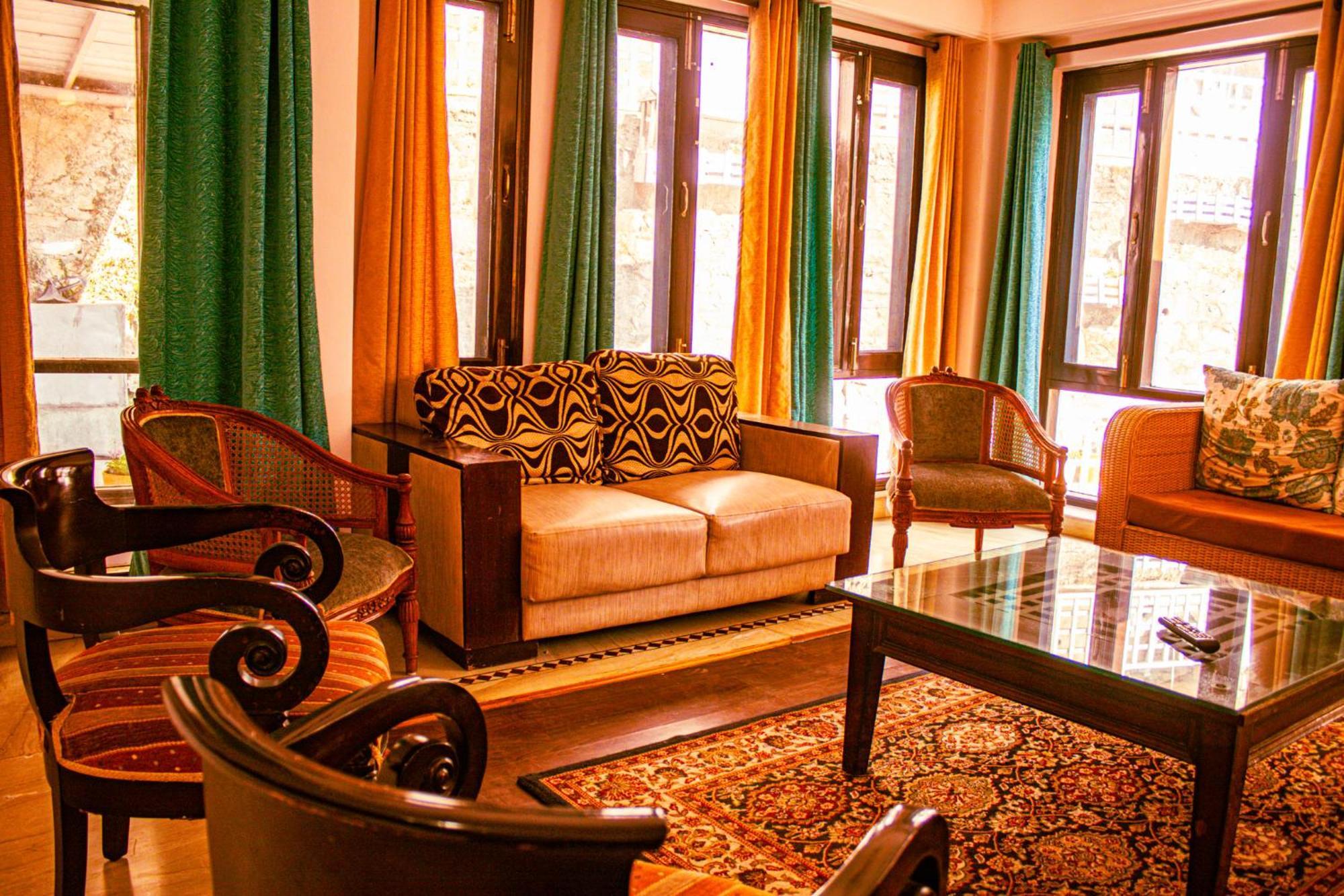 Willa Whispering Pines Shimla Zewnętrze zdjęcie